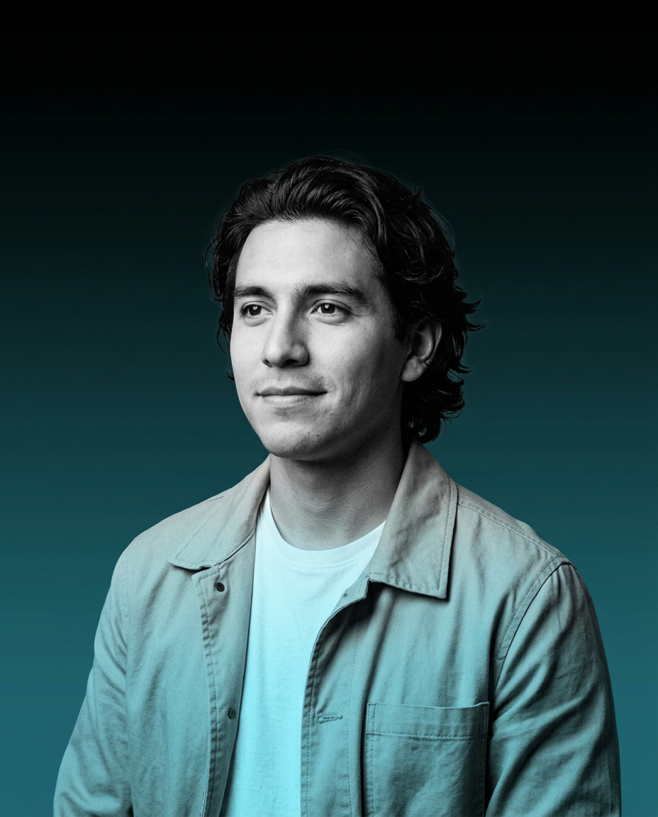 Lucas Herrera - Clean Energy & EV Reporter at EdWealth