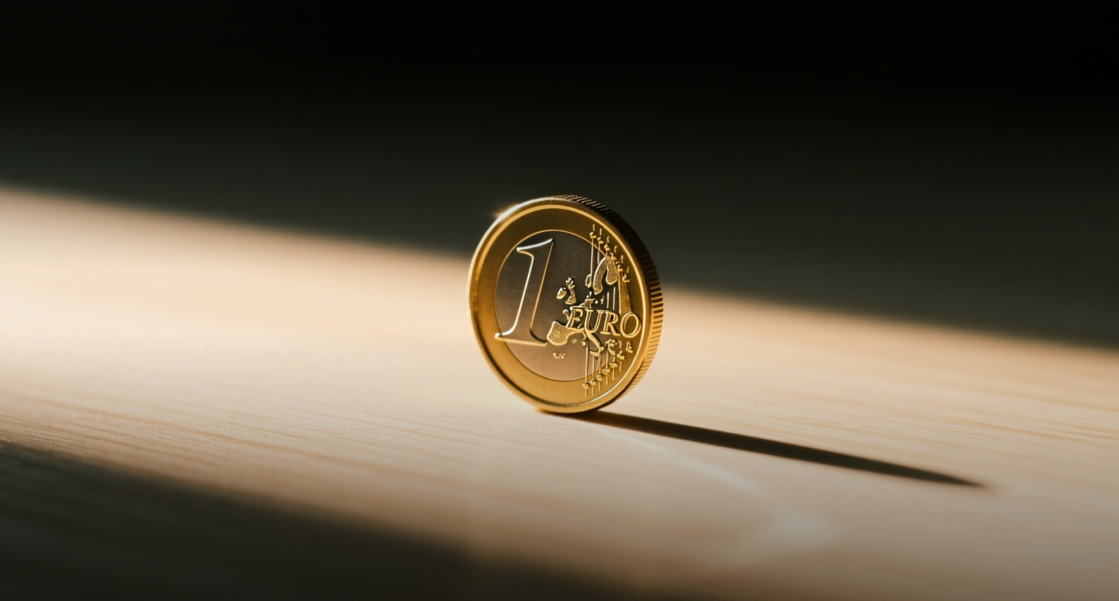 EUR/USD breaks above 1.1400 as dollar weakness fuels euro rally