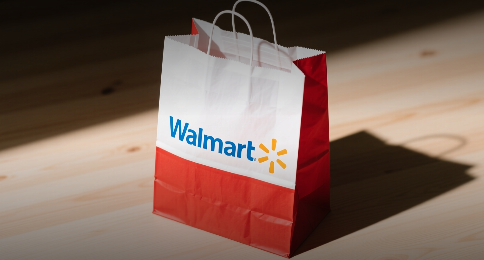 Walmart, enflasyondan yılmış tüketicileri kazanmak için binlerce üründe fiyat indirimine gitti